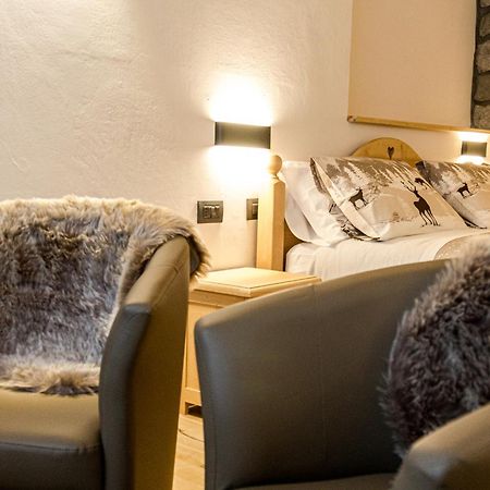 Hotel Al Foiron Клавиере Екстериор снимка